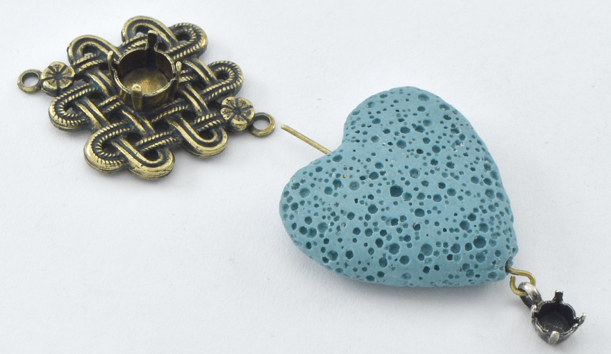 Heart bead pendant tutorial with eye pin