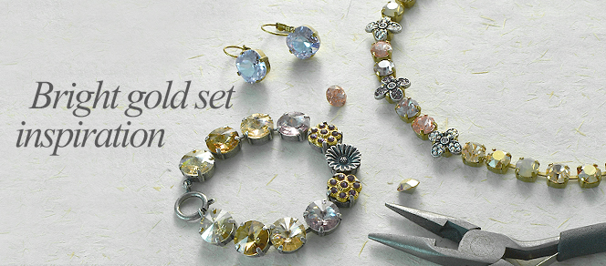 Bright gold jewelry set inspiration